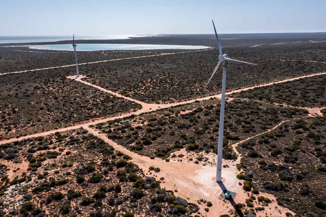 Possible infrastructure for green energy giving community benefits to Carnarvon